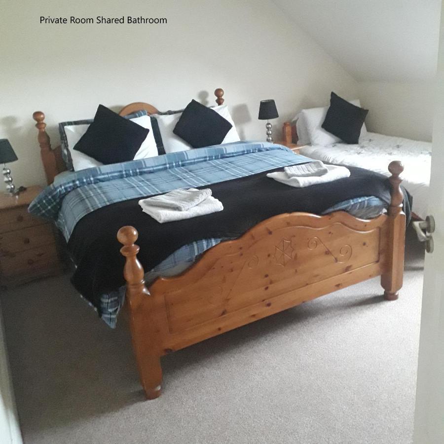 The Curragh Country House Accommodation Нюбридж Екстериор снимка